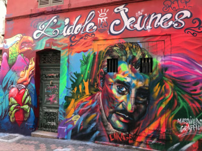 Fresque graffiti Cours Julien hommage à Johnny Hallyday par Enkage