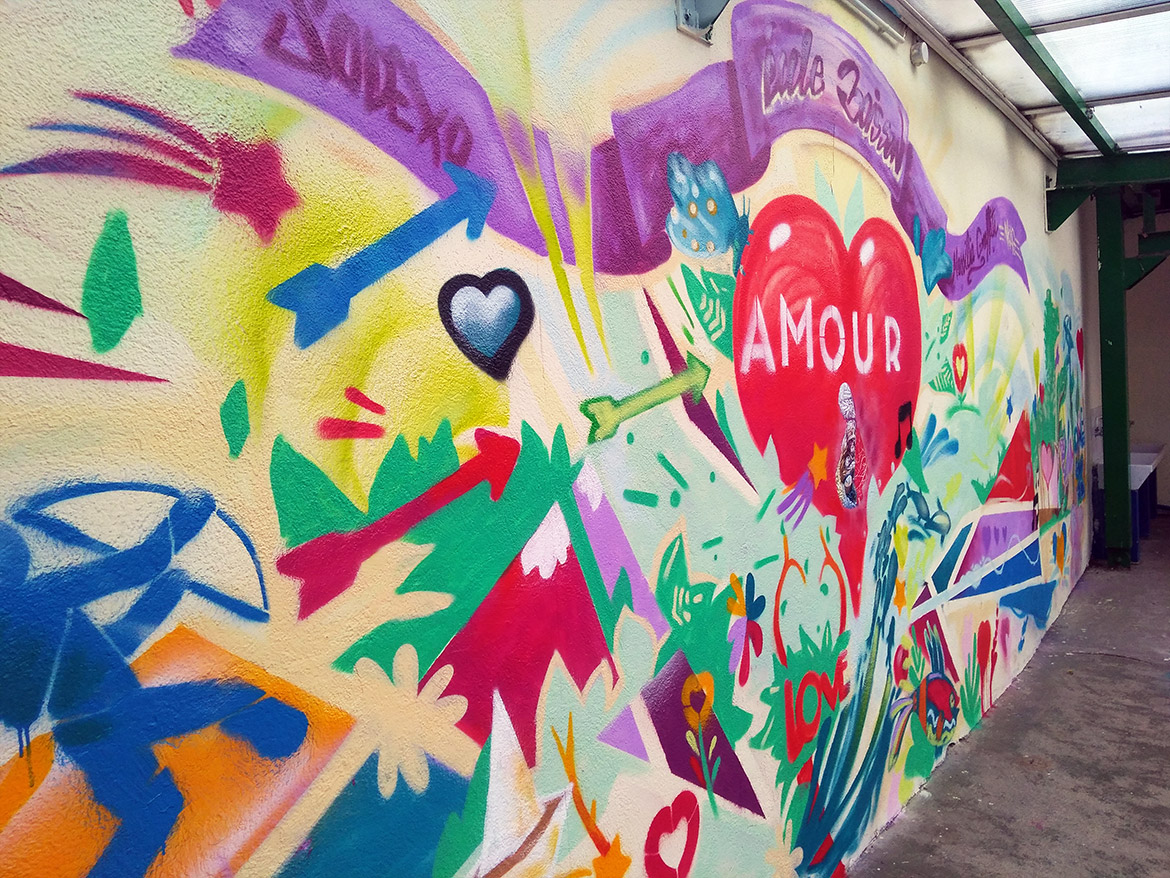 Mp 2018 fresque graffiti à Marseille par les graffeurs Enkage et Acet