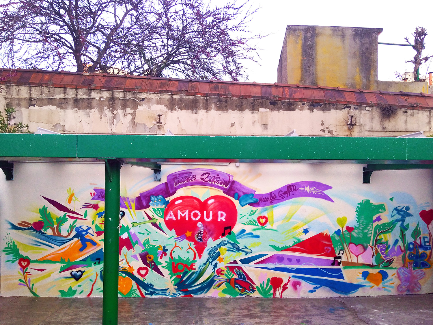 MP 2018 et graffiti à l'école primaire Boisson à Marseille