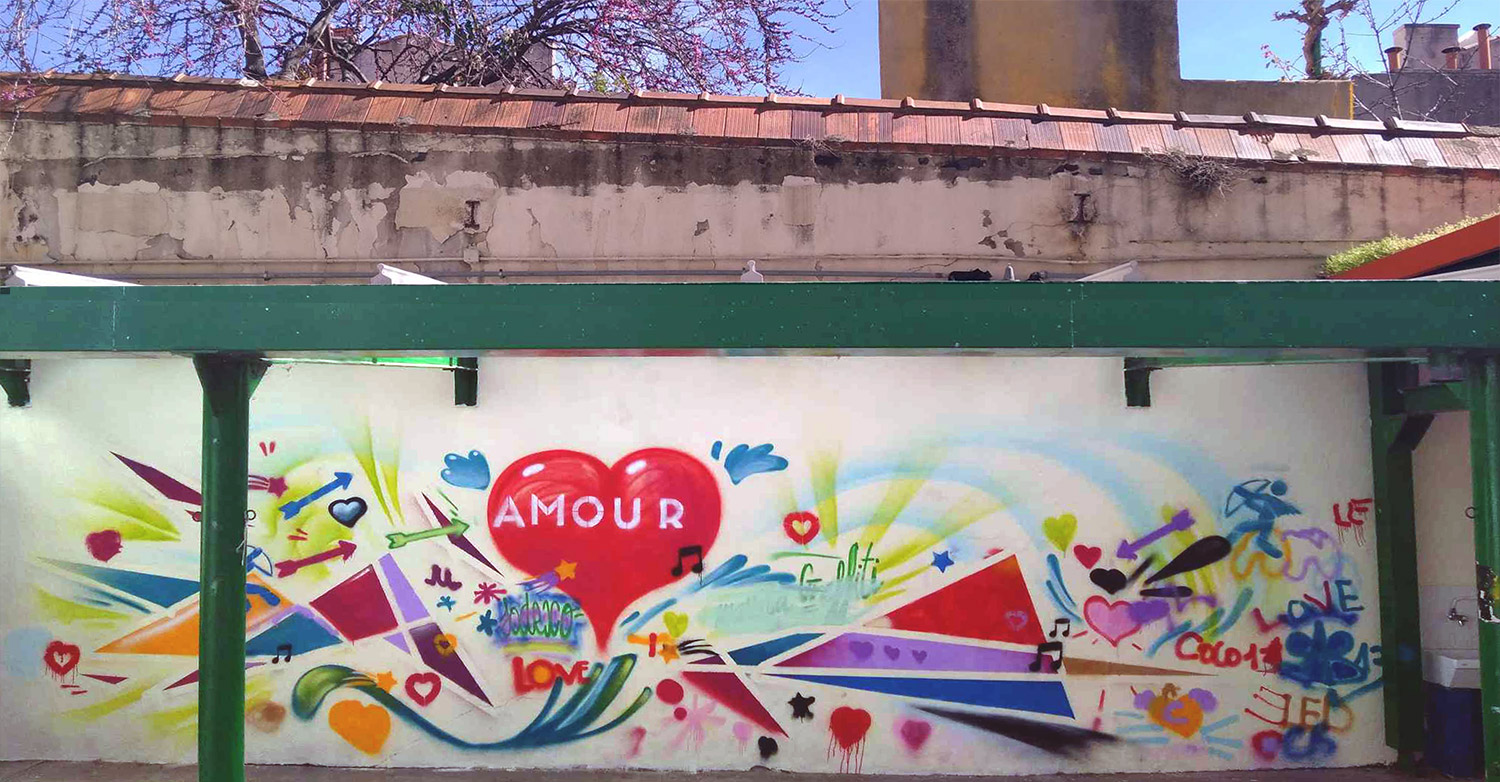 Atelier graffiti à l'école primaire Boisson à Marseille graffeur Enkage et Acet