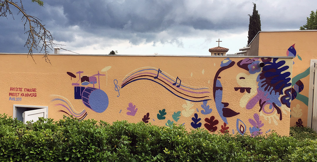 Fresque et atelier graffiti avec Ka divers à Meyreuil