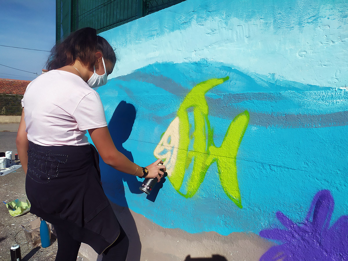 Atelier peinture enfant pour un centre social en paca