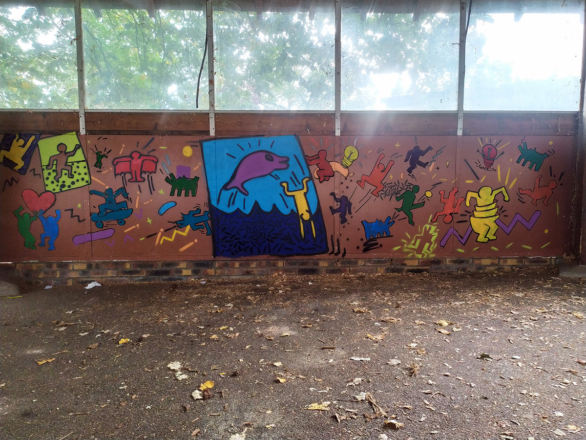 Activité peinture enfants à Orléans sur le peintre Keith Haring